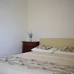 Bor - On The Apartman