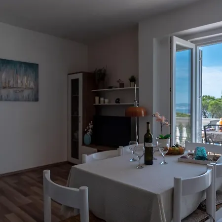 Bor - On The Apartment *