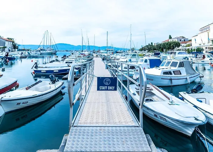 Bor - On The 아파트 말린스카