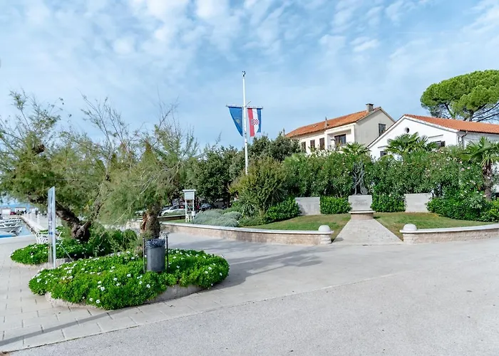 Bor - On The Malinska