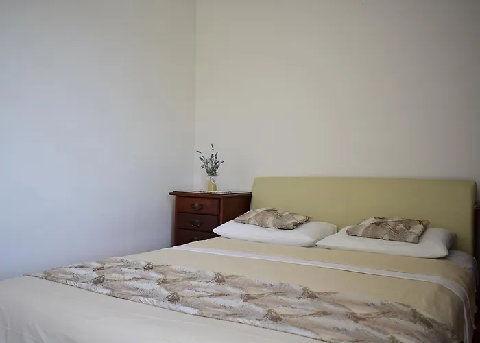 Bor - On The アパート